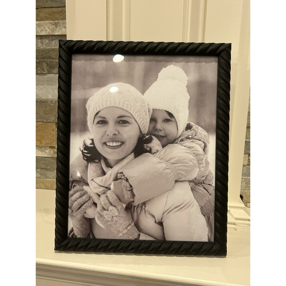 Studio Decor 8x10 Black Matte Plastic Photo Frame, Freestanding Hanging